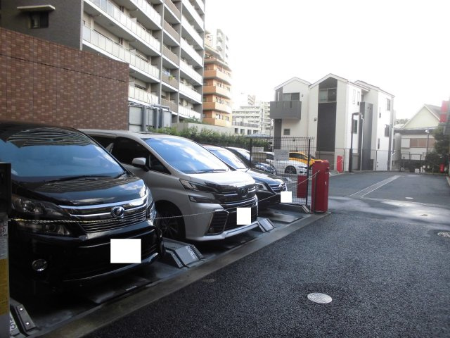 TOKYOシティトリエの駐車場