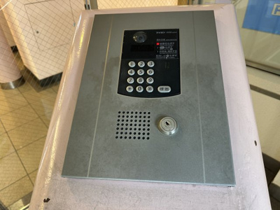 【防犯設備】 | エステム堺萩原天神 | オートロックですので、セキュリティ面も安心ですよ！