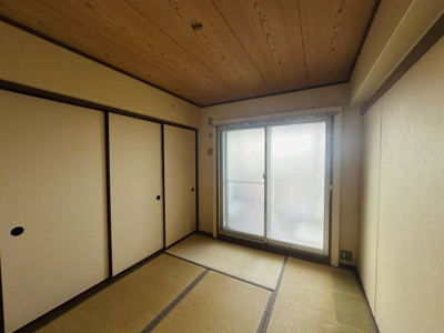 【和室】 | エステム堺萩原天神 | 【和室】一息つく時の癒しの空間や客間にも使えますね♪リビングの横にあるので、お子様のお昼寝場所にも良いですね♪