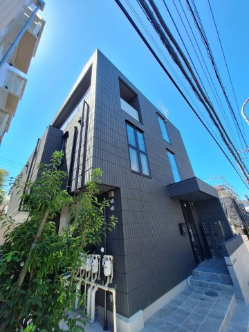 Ｌａ　Ｖｅｒｔ　ＡＫＩの外観