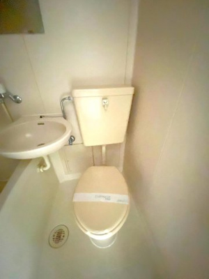 【トイレ】 | ガーデン東白楽 | 別のお部屋の参考写真です