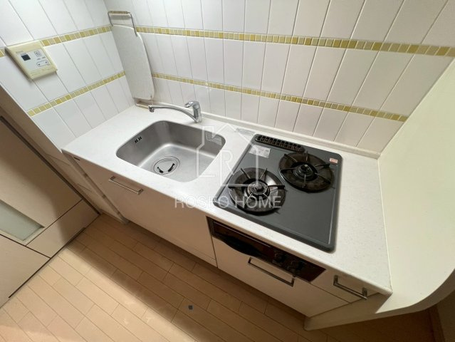 プレサンス本町プライムのキッチン