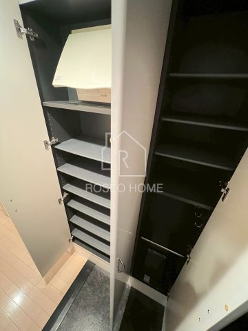 プレサンス本町プライムの収納