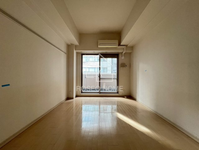 プレサンス本町プライムの居間・リビング