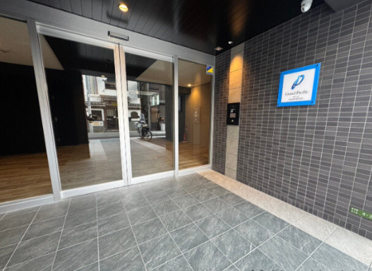 グランパシフィック東今里innovationのエントランス