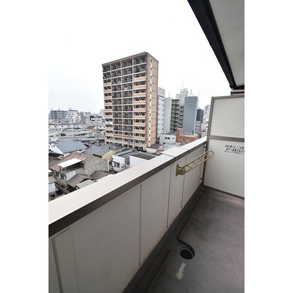 十三本町ウィンズマンションⅡのバルコニー