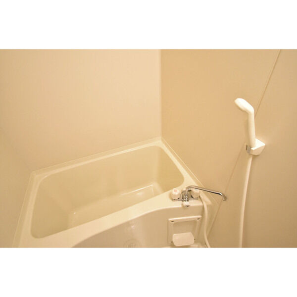 十三本町ウィンズマンションⅡの浴室