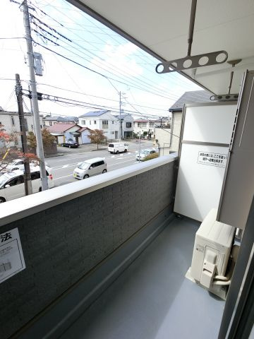 【バルコニー】
