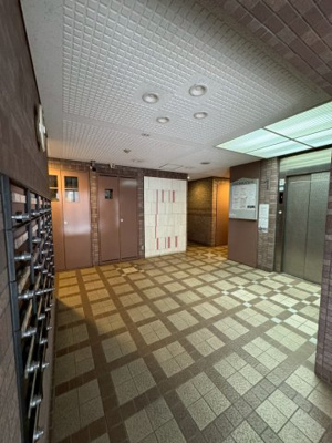 【エントランス】 | シンフォニアみなみが丘イーストコートC棟 | 当日や夜間でもご案内可能でございます♪
お気軽にお問い合わせくださいませ！