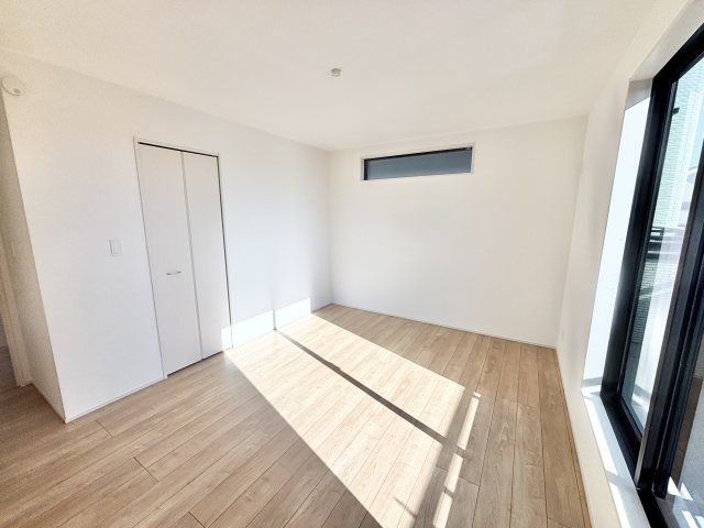 【仲介手数料無料／中川区】グラファーレ名古屋市港区藤高3期　3棟　新築戸建の洋室