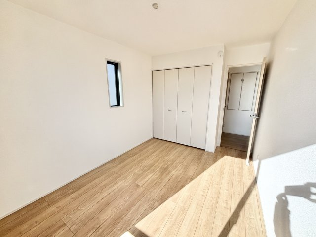 【仲介手数料無料／中川区】グラファーレ名古屋市港区藤高3期　3棟　新築戸建の洋室