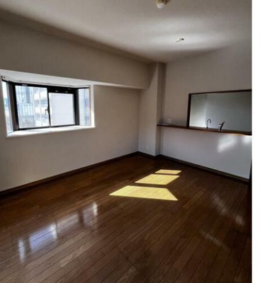 【内装】 | ダイアパレス潮見 | 明るい色調の室内です