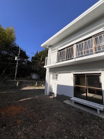 西村邸貸家の駐車場|駐車場です