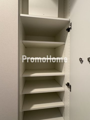 ラティエラ秋葉原の収納