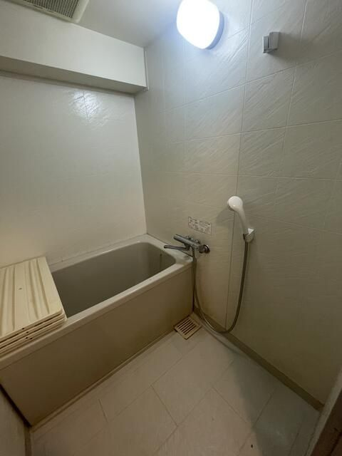 ロイヤルプラザ浅草の浴室