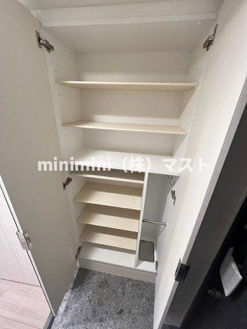 プレサンス大国町ブライスの収納