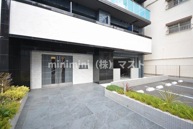 プレサンス大国町ブライスのエントランス