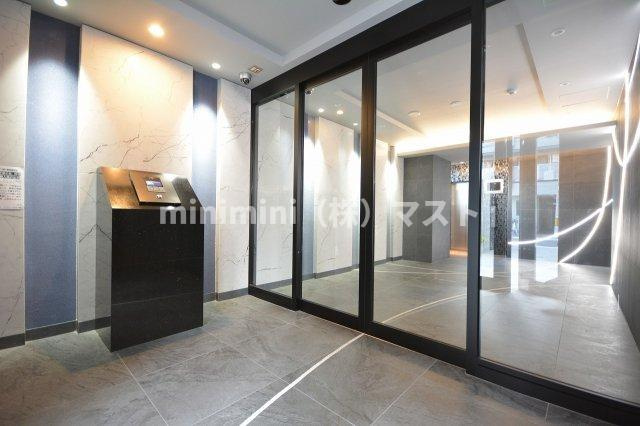 プレサンス大国町ブライスのロビー