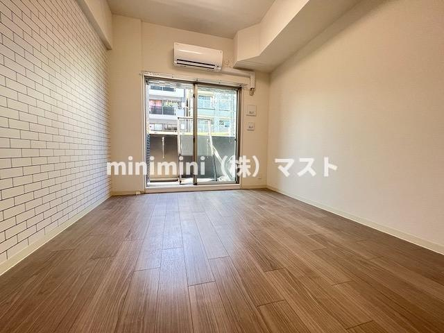 プレサンス大国町ブライスの居間・リビング