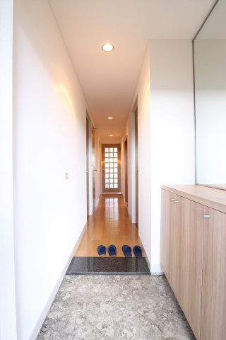 ルナガーデンの玄関