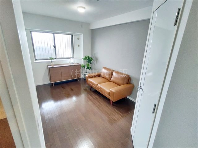 【寝室】の画像