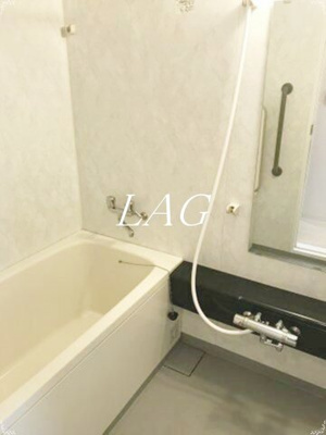 【浴室】 | Ｒｅｆａｙｓ－Ｅｘｃｌｕｓｉｖｅ | お風呂です。