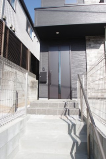 【外観】 | 【仲介手数料無料！！】日野市三沢4丁目　新築戸建て（全2棟）2号棟　5999万円 | 令和８年1月２３日撮影　建築中