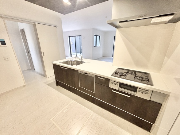 【仲介手数料無料／中川区】Terrechez名古屋市港区西川町1期　全４棟　新築戸建①のキッチン