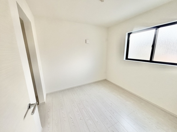 【仲介手数料無料／中川区】Terrechez名古屋市港区西川町1期　全４棟　新築戸建①の洋室