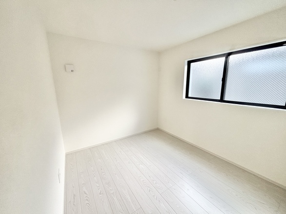 【仲介手数料無料／中川区】Terrechez名古屋市港区西川町1期　全４棟　新築戸建①の洋室