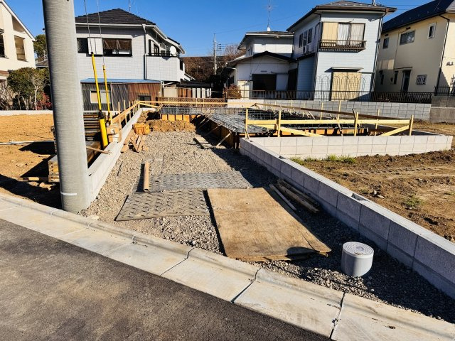 八王子市　石川町　新築一戸建て　７期の駐車場|～前面6ｍ道路につき駐車しやすいです～