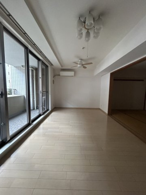 【居間・リビング】 | ライオンズマンション横濱元町キャナリシア