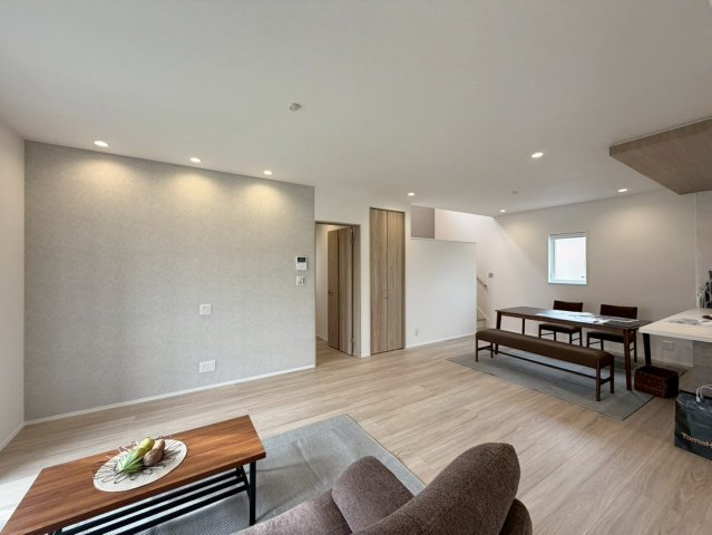 【居間・リビング】 | 前橋市青柳町　2号棟