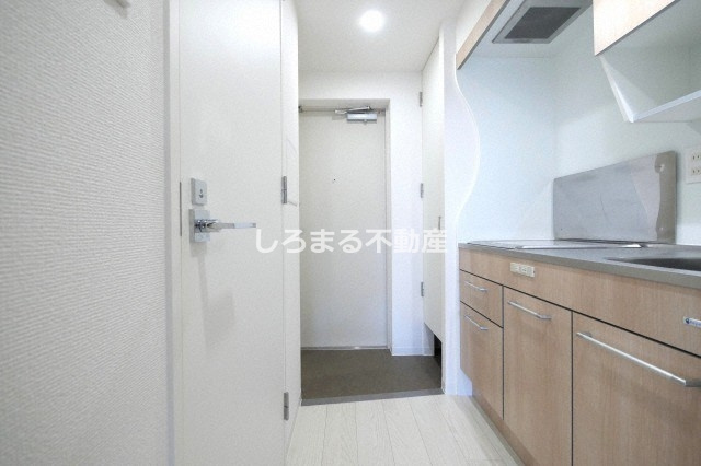 セレニテ谷九プリエの玄関