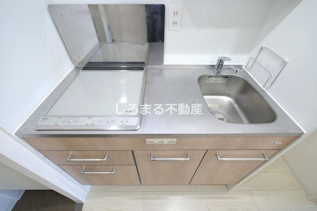 セレニテ谷九プリエのキッチン