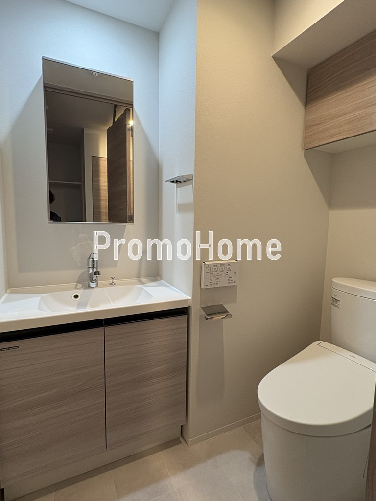 ラティエラ秋葉原の洗面所