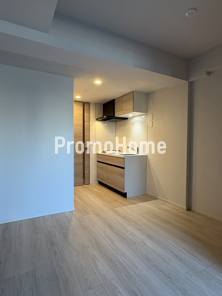 ラティエラ秋葉原の居間・リビング