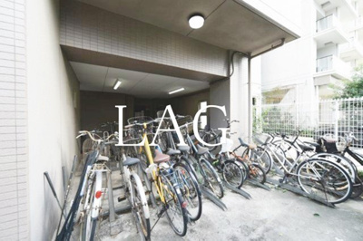 【その他共用部分】 | パークウェル浜松町 | 駐輪場です。