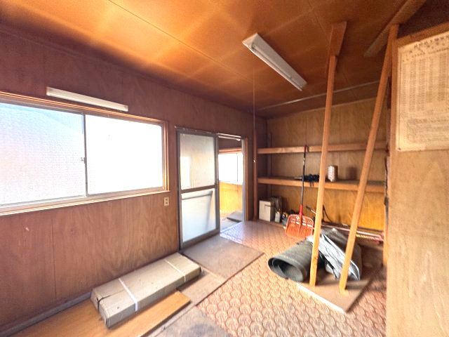 【収納】 | 小海町豊里　接道無し住宅