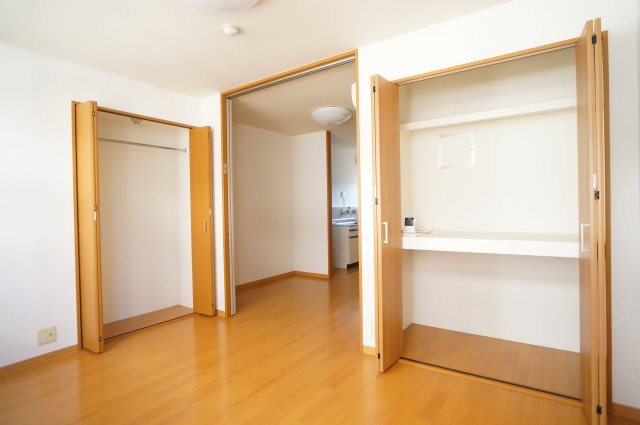 川上ビルの居間・リビング