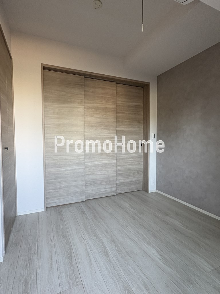 ラティエラ秋葉原の洋室