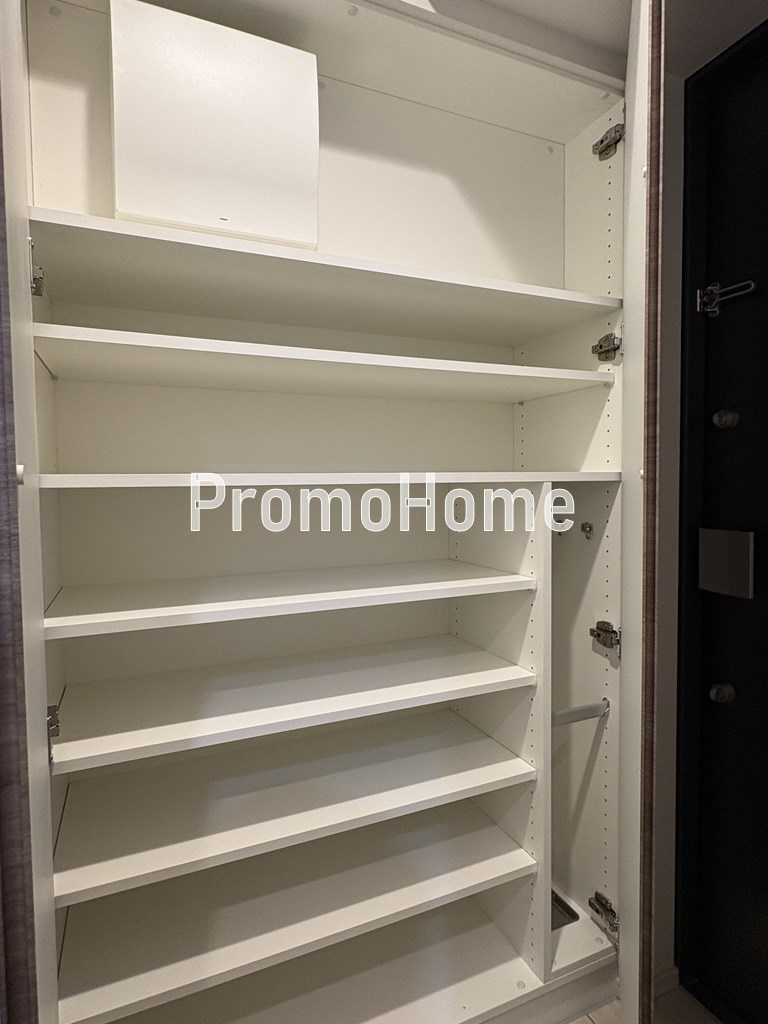 ラティエラ秋葉原の収納