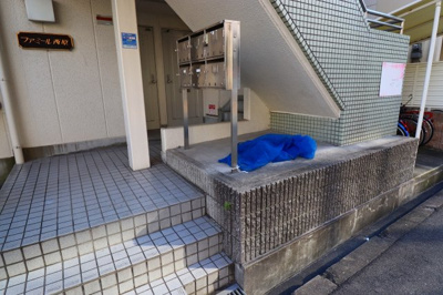 【エントランス】 | ファミール西原