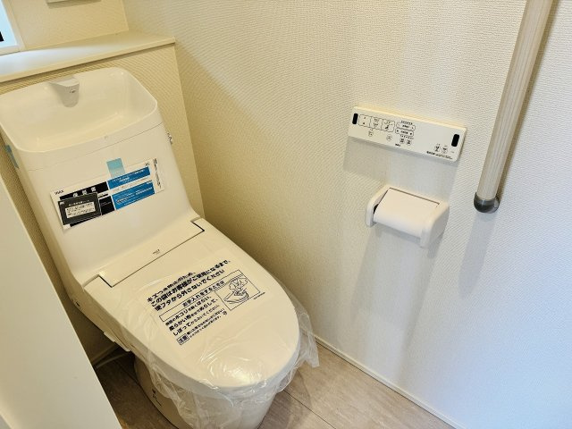 八王子市　石川町　新築一戸建て　７期のトイレ|～暖房温水洗浄機能付きトイレ　冬場は特に嬉しい機能ですね～