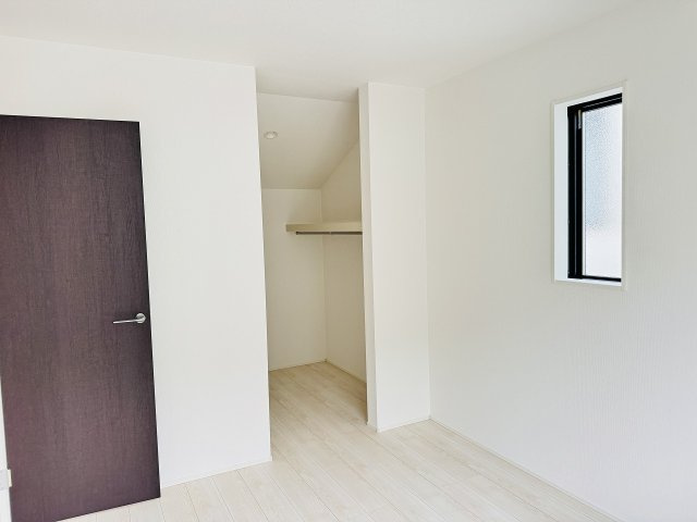 八王子市　石川町　新築一戸建て　７期の収納|～ウォークインクローゼットでお荷物がスッキリ収まります～