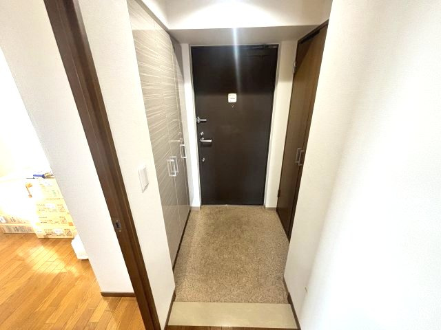 サニープレイス西芦屋　2号館の玄関