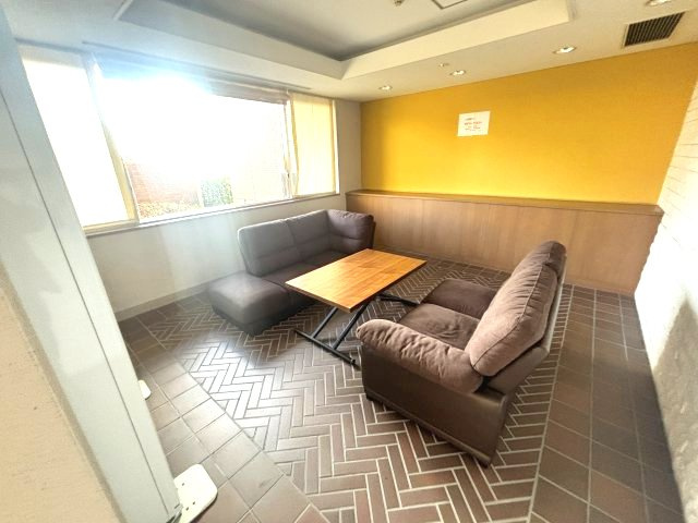 サニープレイス西芦屋　2号館のロビー