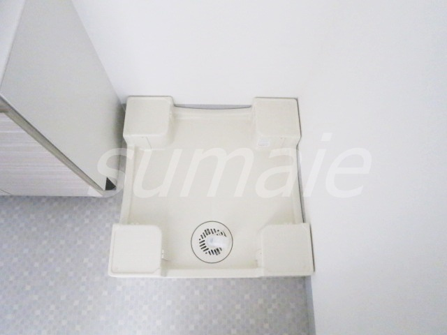 フュージョナル赤羽EASTの設備|洗濯機置場は室内です☆