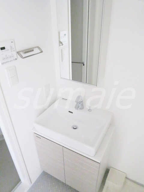 フュージョナル赤羽EASTの洗面所|おしゃれな独立洗面台です☆