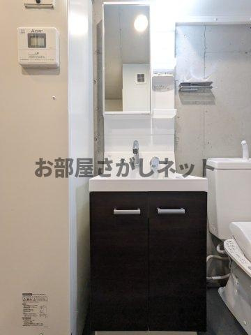 コルク本駒込の洗面所